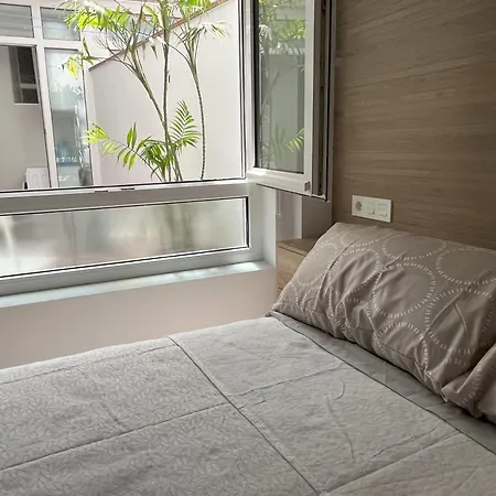 Apartamento Precioso Con Patio *
